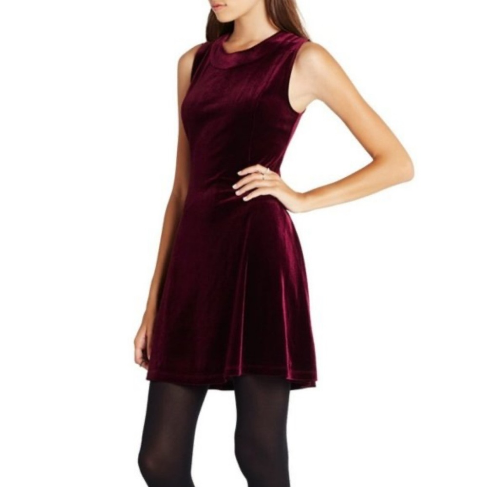 BCBGeneration New Women’s Medium Bordeaux Wine Faux Velvet Velour A-Line Dress